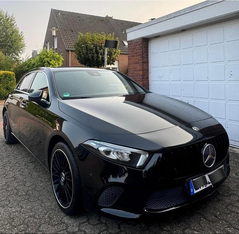 Gebraucht Mercedes A220 190 PS (139 kW) 2019 Schwarz Limousine