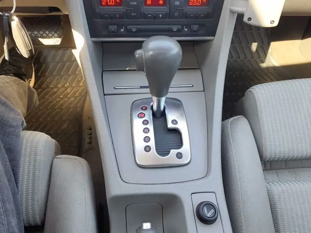 Gebraucht Audi A4 Ambiente 163 PS (119 kW) 2005 Silber Kombi