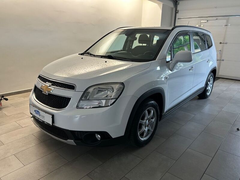 Weiß Gebraucht 2012 Chevrolet Orlando LT SUV | 3.980 € (Teuer) - Bild 1/4