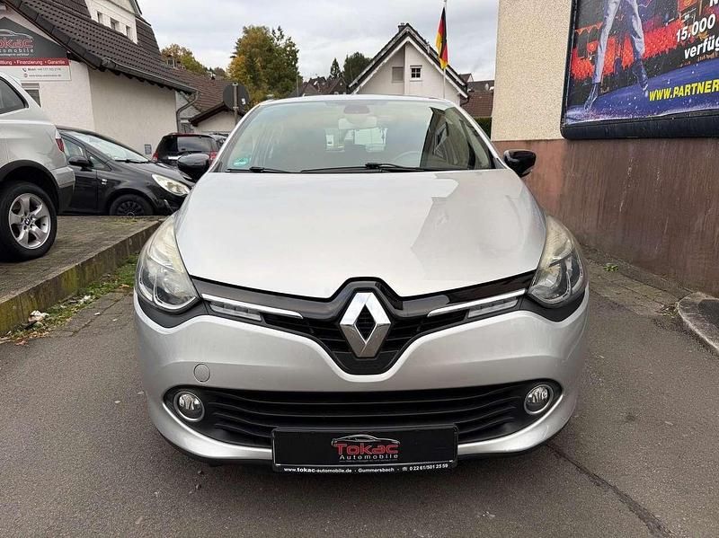 Gebraucht Renault Clio IV Dynamique 90 PS (66 kW) 2014 Silber Kleinwagen