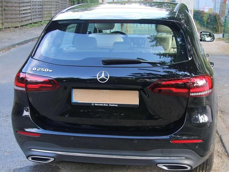 Gebraucht 2021 Mercedes B Electric Drive Progressive Van / Kleinbus | 27.500 € - Bild 1/4