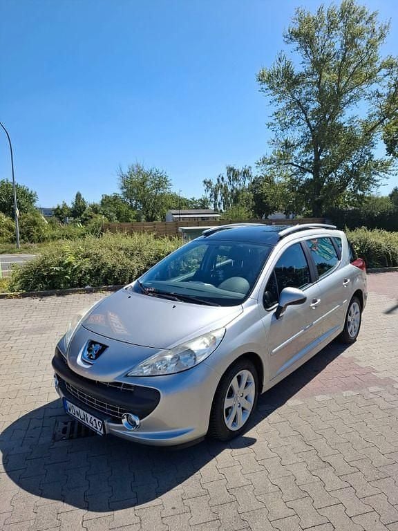 Silber Gebraucht 2007 Peugeot 207 Sport Kombi | 4.900 € (Teuer) - Bild 1/4