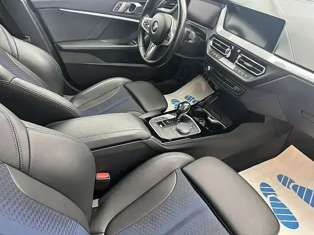 Gebraucht BMW 116 M Sport 116 PS (85 kW) 2021 Grau metallic Kleinwagen