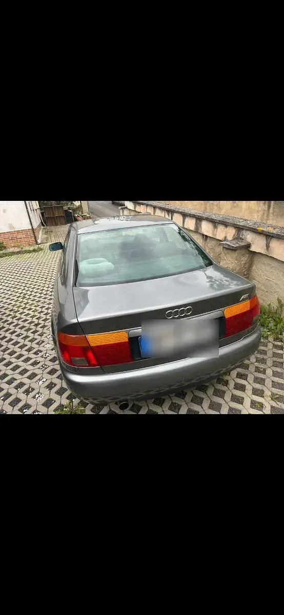 Gebraucht Audi A4 Performance 125 PS (91 kW) 1995 Grau Limousine