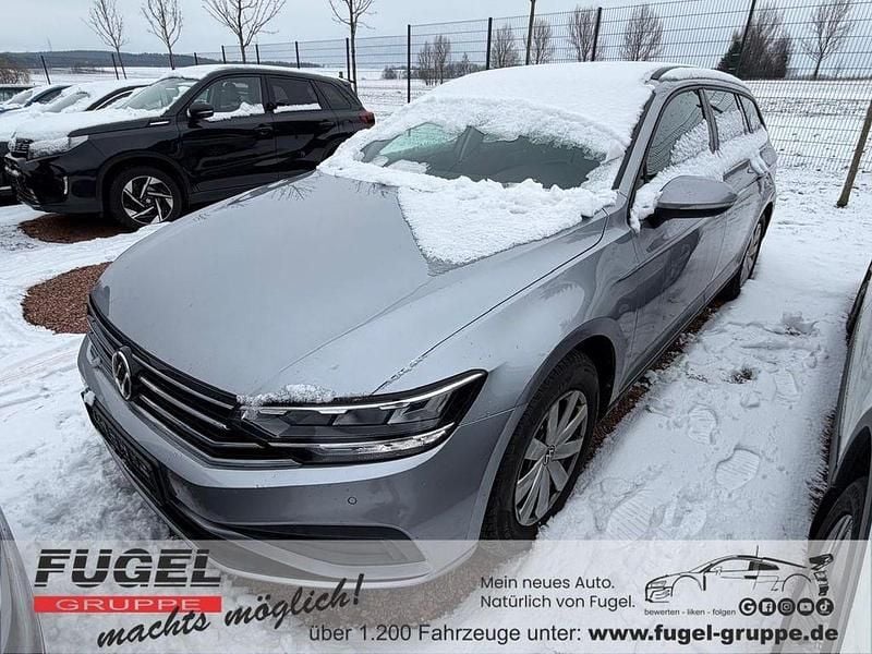 Pyritsilber metallic Gebraucht 2022 VW Passat Kombi | 19.999 € (Superpreis) - Bild 1/4