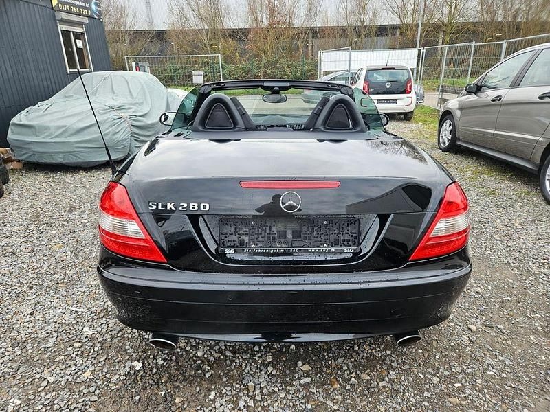 Gebraucht Mercedes SLK280 231 PS (169 kW) 2005 Schwarz Cabrio