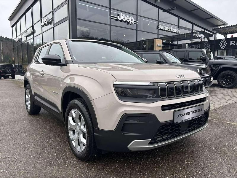 Beige Gebraucht 2025 Jeep Avenger Altitude SUV | 24.800 € - Bild 1/4