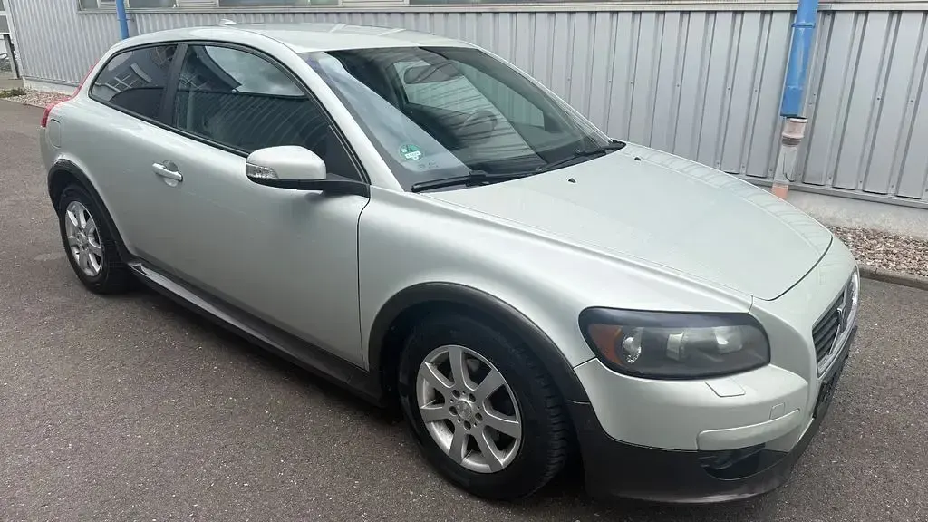Gebraucht Volvo C30 125 PS (91 kW) 2007 Beige Kleinwagen
