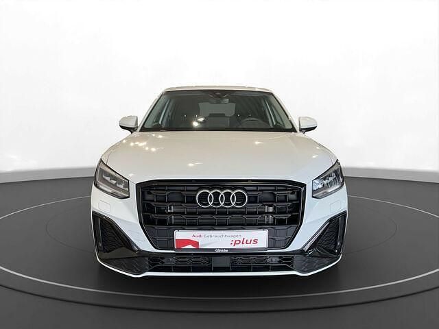 Gebraucht Audi Q2 S-Line 116 PS (85 kW) 2024 Gletscherweiß metallic SUV