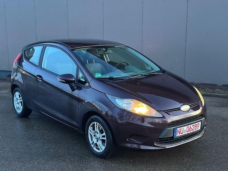 Violet Gebraucht 2009 Ford Fiesta Trend Kleinwagen | 1.150 € (Superpreis) - Bild 1/4