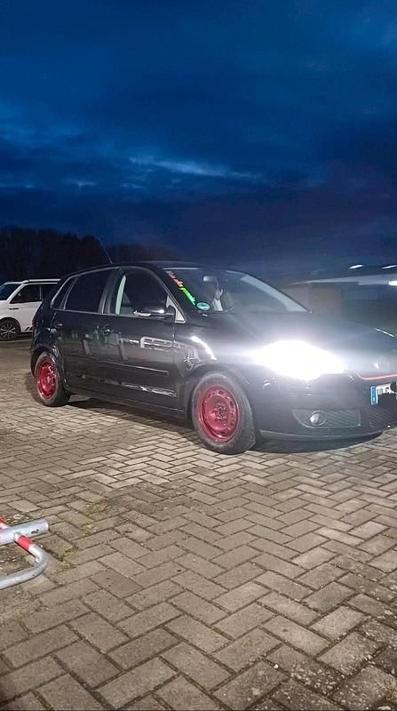 Gebraucht VW Polo 64 PS (47 kW) 2006 Schwarz Kleinwagen