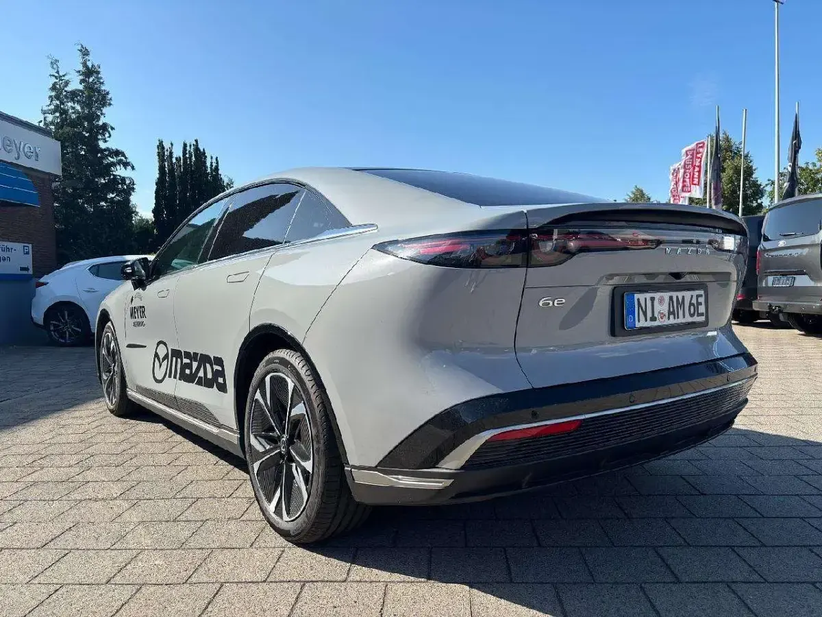 Gebraucht Mazda 6e Takumi-Line 189 kW (258 PS) 2026 Aero grey Limousine