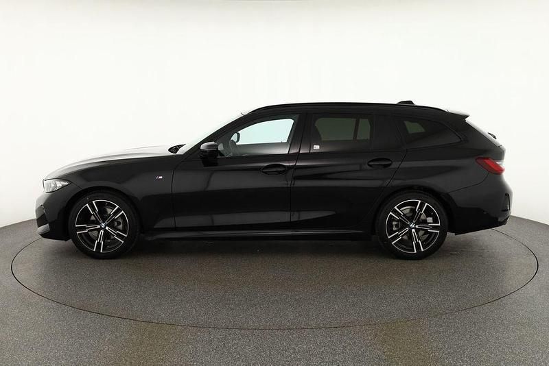 Neu BMW 320 M Sport 184 PS (135 kW) 2025 Schwarz Kombi
