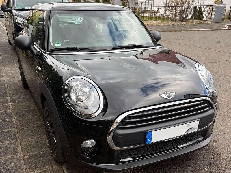 Gebraucht Mini ONE 102 PS (75 kW) 2014 Schwarz Kleinwagen