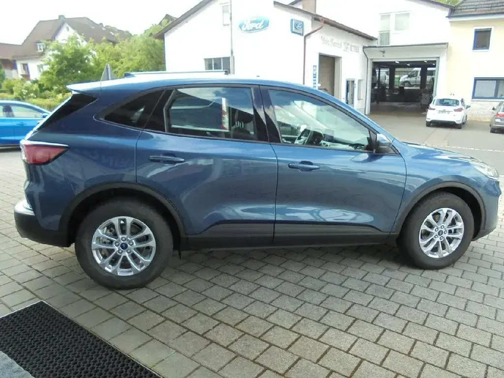 Gebraucht Ford Kuga Cool & Connect 150 PS (110 kW) 2023 Blau SUV