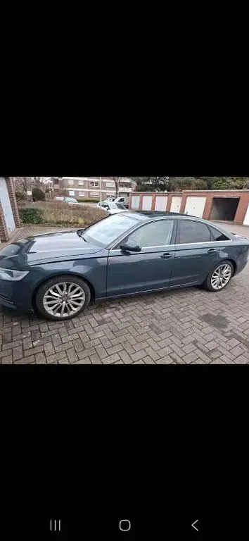 Gebraucht Audi A6 177 PS (130 kW) 2013 Blau Limousine
