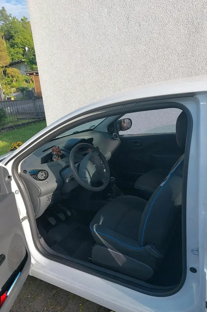 Gebraucht Renault Clio 75 PS (55 kW) 2014 Weiß Kleinwagen