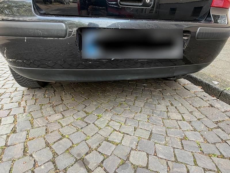 Usata VW Golf IV 105 CV (77 kW) 2000 Nero Utilitaria
