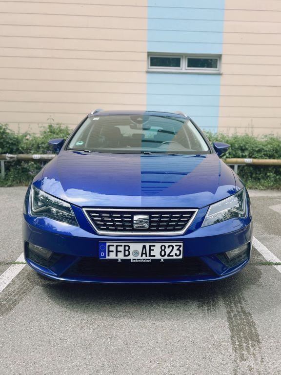 Blau Gebraucht 2018 Seat Leon ST 4Drive Kombi | 15.900 € (Fairer Preis) - Bild 1/4