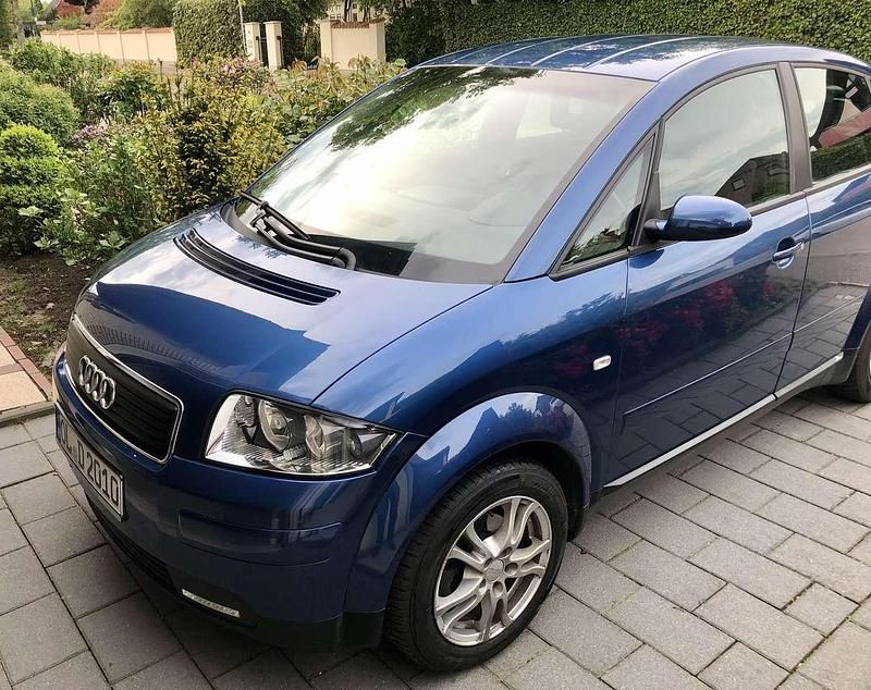 Blau Gebraucht 2005 Audi A2 Kleinwagen | 10.250 € - Bild 1/4