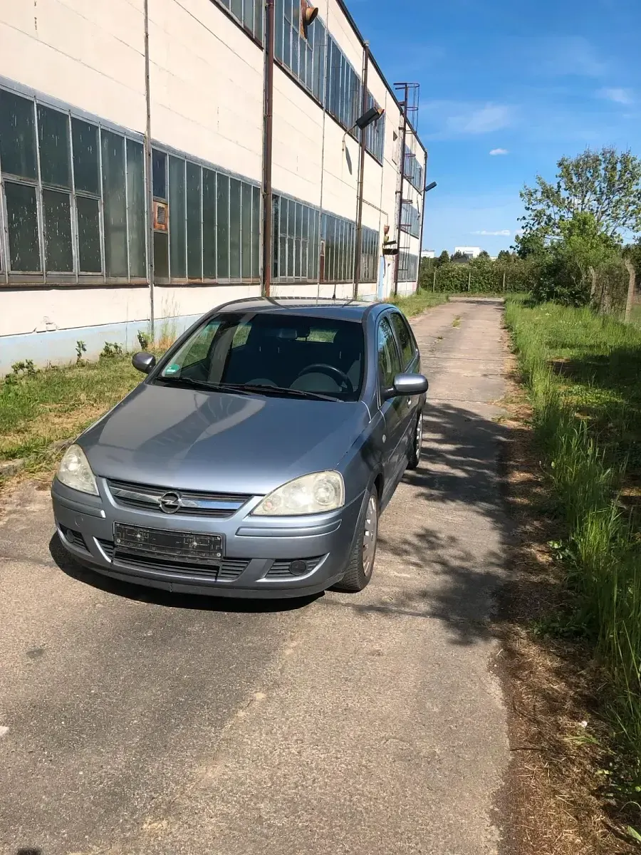 Usata Opel Corsa 80 CV (58 kW) 2004 Utilitaria