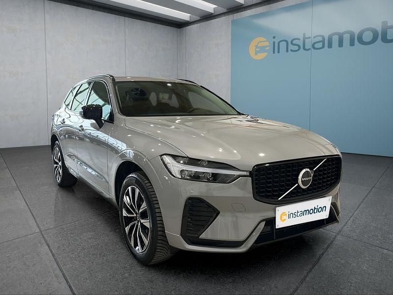 Gebraucht Volvo XC60 Plus 197 PS (144 kW) 2023 Grau SUV
