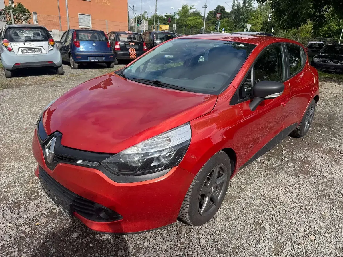 Gebraucht Renault Clio Expression 73 PS (53 kW) 2015 Rot Kleinwagen