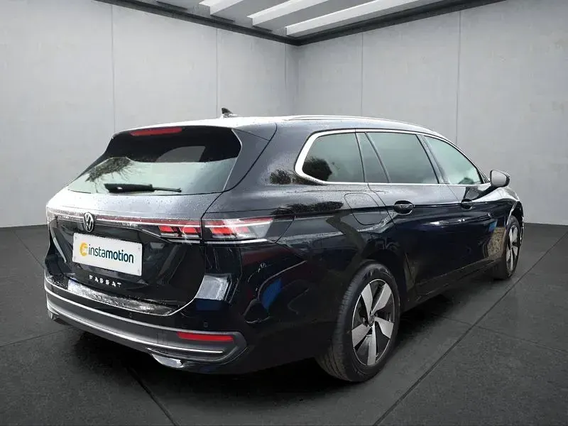 Neu VW Passat 204 PS (150 kW) 2026 Schwarz Kombi