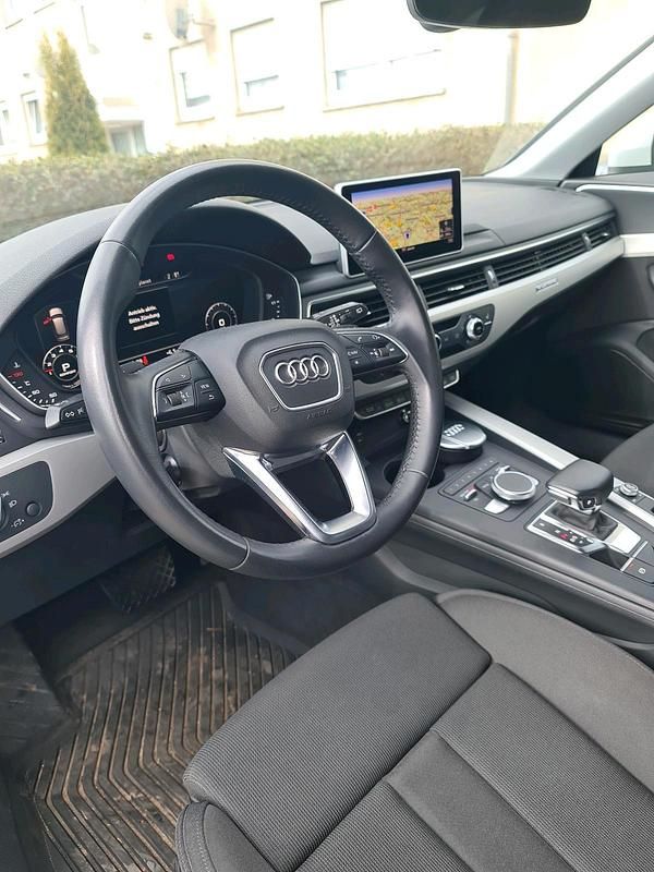 Gebraucht Audi A4 245 PS (180 kW) 2019 Weiß Kombi