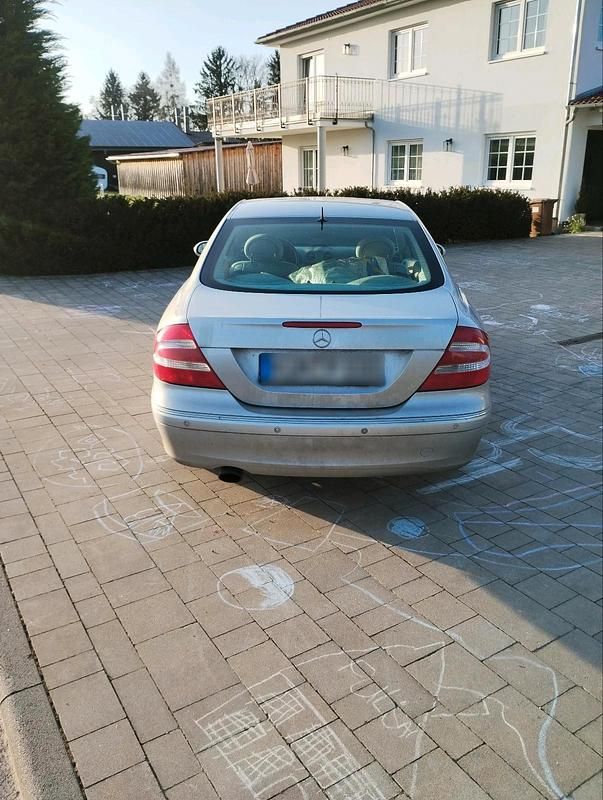 Gebraucht Mercedes CLK320 218 PS (160 kW) 2004 Silber Coupé