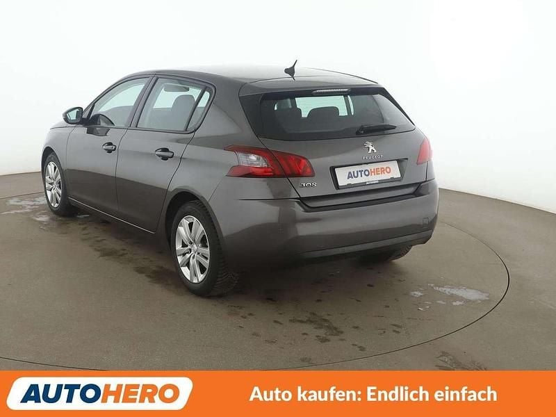 Gebraucht Peugeot 308 Active 131 PS (96 kW) 2020 Grau Limousine
