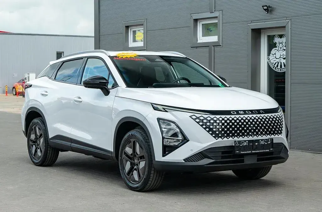 Neu Omoda 5 224 PS (164 kW) 2026 Khaki white SUV