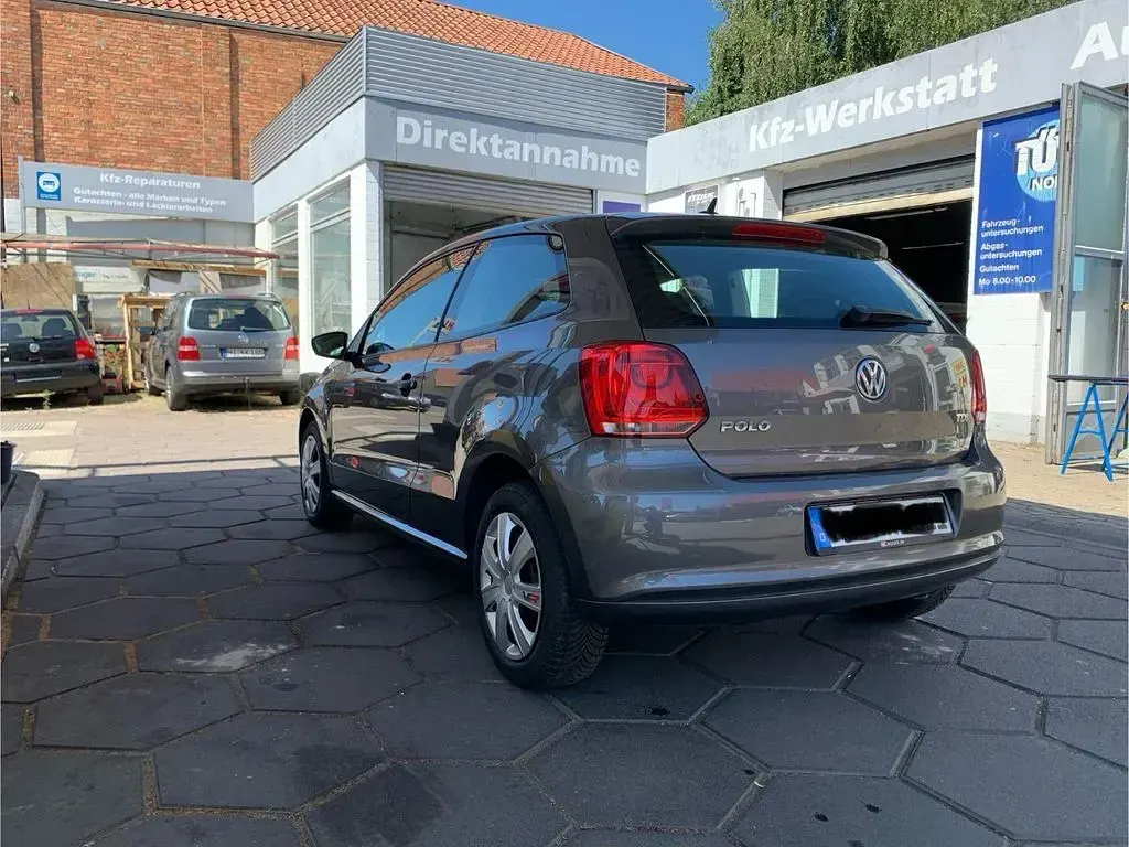Gebraucht VW Polo Trendline 75 PS (55 kW) 2013 Kleinwagen