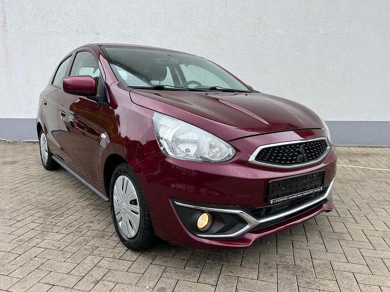 Rot Gebraucht 2017 Mitsubishi Space Star Edition Limousine | 4.400 € (Fairer Preis) - Bild 1/4