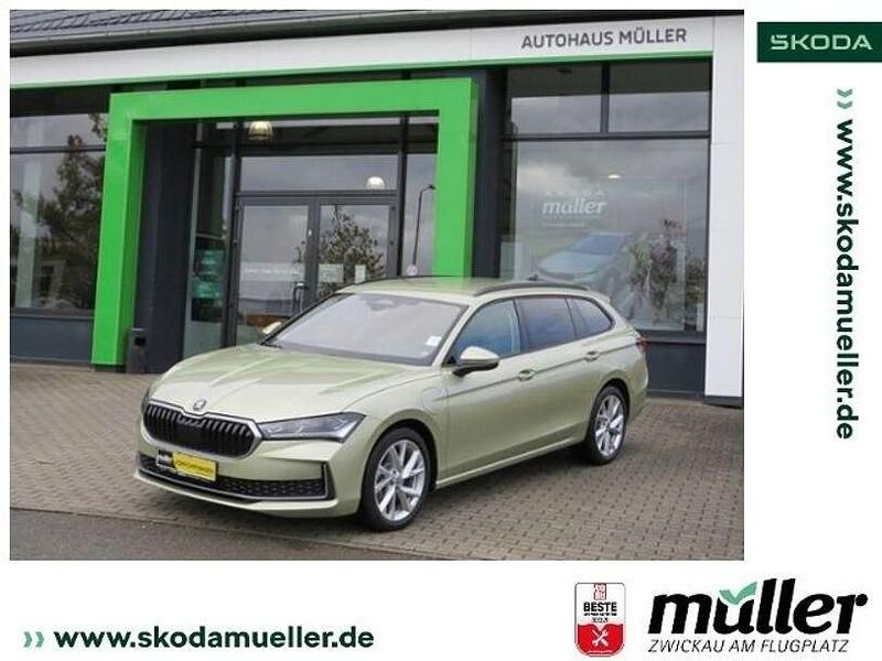 Gebraucht Skoda Superb Selection 204 PS (150 kW) 2024 Gelb Limousine