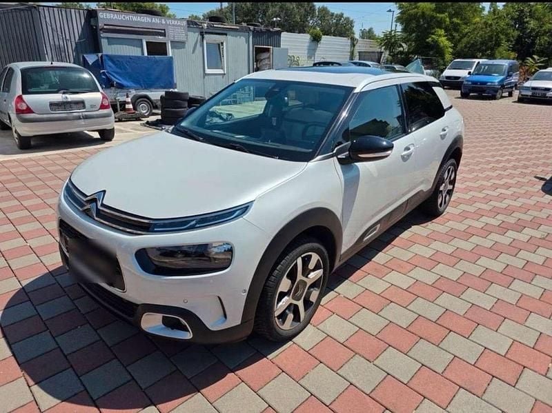 Weiß Gebraucht 2020 Citroën C4 Cactus PureTech Kleinwagen | 11.000 € (Guter Preis) - Bild 1/4