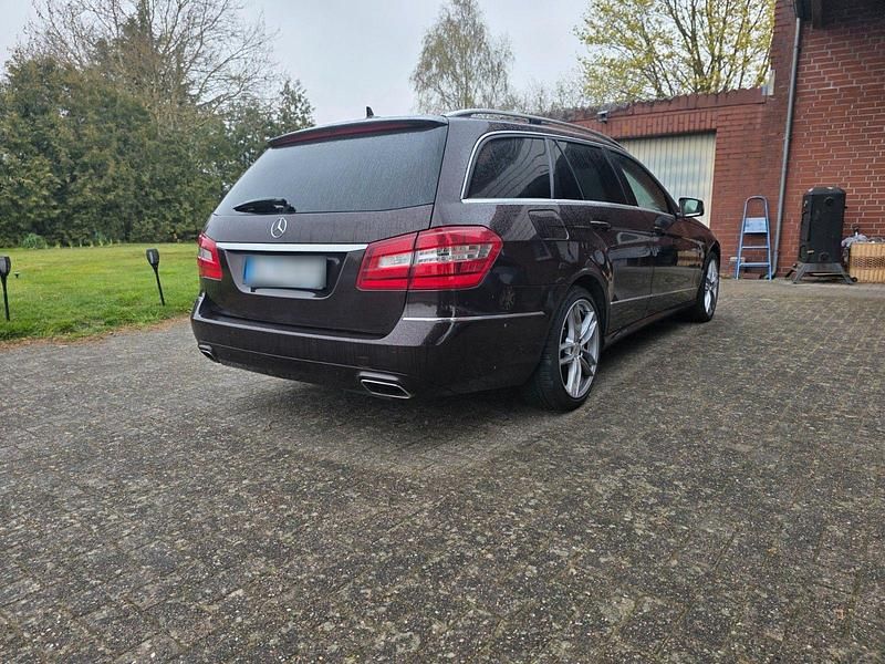Brugt Mercedes E220 Avantgarde 170 HK (125 kW) 2011 Stationcar