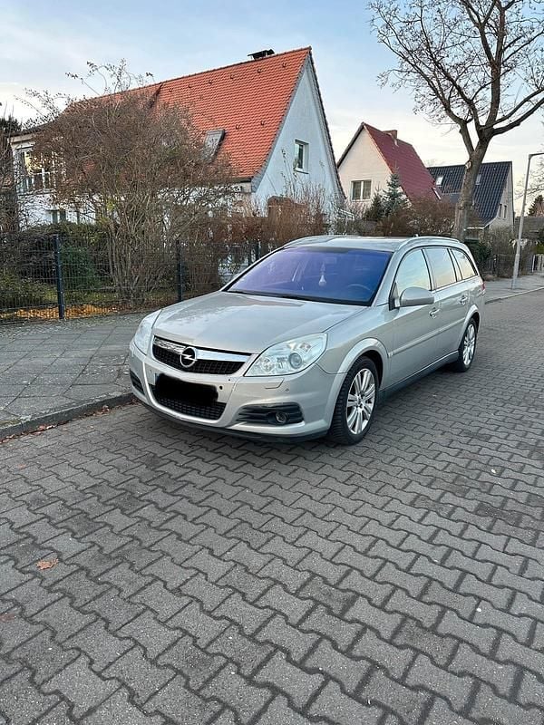 Silber Gebraucht 2006 Opel Vectra Kombi | 1.650 € (Guter Preis) - Bild 1/4