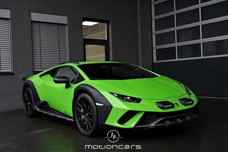 Grün Gebraucht 2023 Lamborghini Huracán | 359.980 € - Bild 1/4