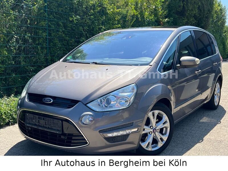 Braun Gebraucht 2012 Ford S-MAX Titanium Van / Kleinbus | 4.950 € (Fairer Preis) - Bild 1/4