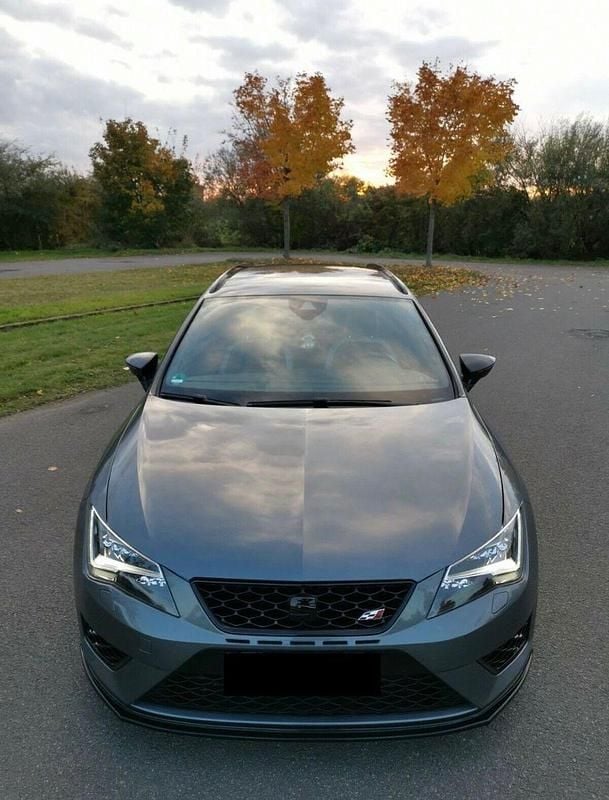 Second-hand Cupra Leon 280 CP (205 kW) 2016 Gri Break