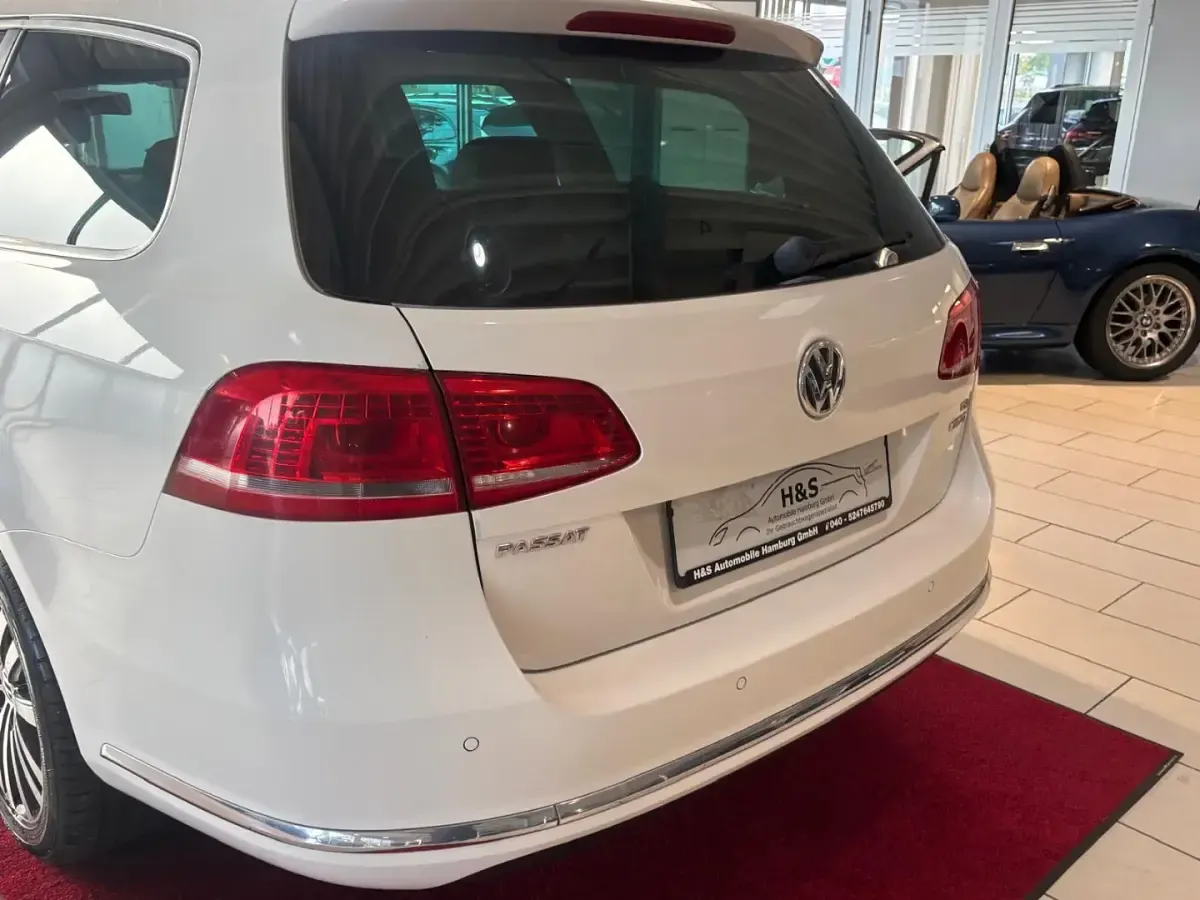 Gebraucht VW Passat Comfortline 150 PS (110 kW) 2012 Candyweiß Kombi