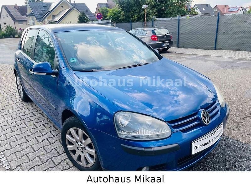 Laserblue Gebraucht 2004 VW Golf V Comfortline Limousine | 4.999 € (Etwas zu teuer) - Bild 1/4