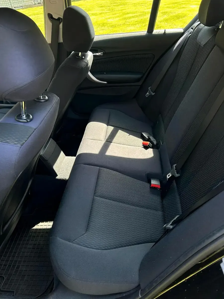 Gebraucht BMW 114 102 PS (75 kW) 2013 Schwarz Kleinwagen