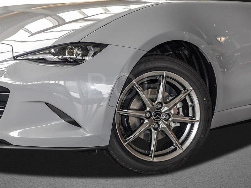 Neu Mazda MX5 Kazari 132 PS (97 kW) 2025 Beige Cabrio