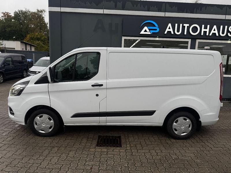 Gebraucht Ford Transit Custom 105 PS (77 kW) 2019 Weiß Van / Kleinbus