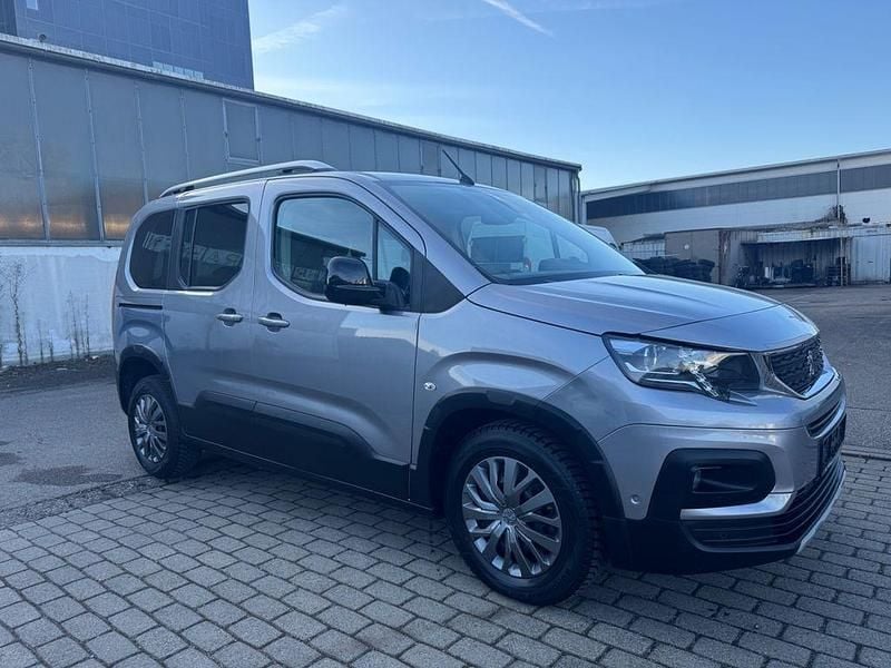 Gebraucht Peugeot Rifter Allure 131 PS (96 kW) 2021 Grau Van / Kleinbus