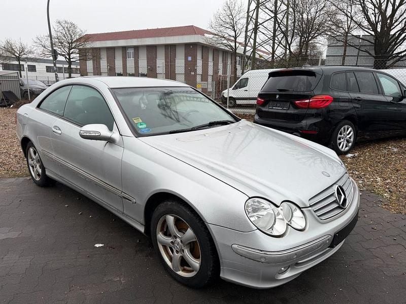 Gebraucht Mercedes CLK200 163 PS (119 kW) 2004 Silber Coupé