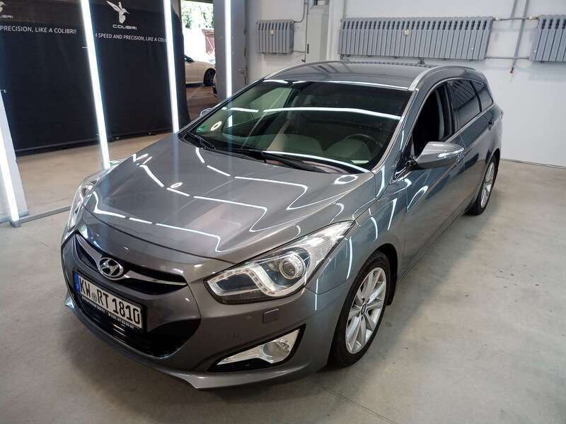 Grau Gebraucht 2013 Hyundai i40 Comfort Kombi | 10.950 € (Etwas zu teuer) - Bild 1/4