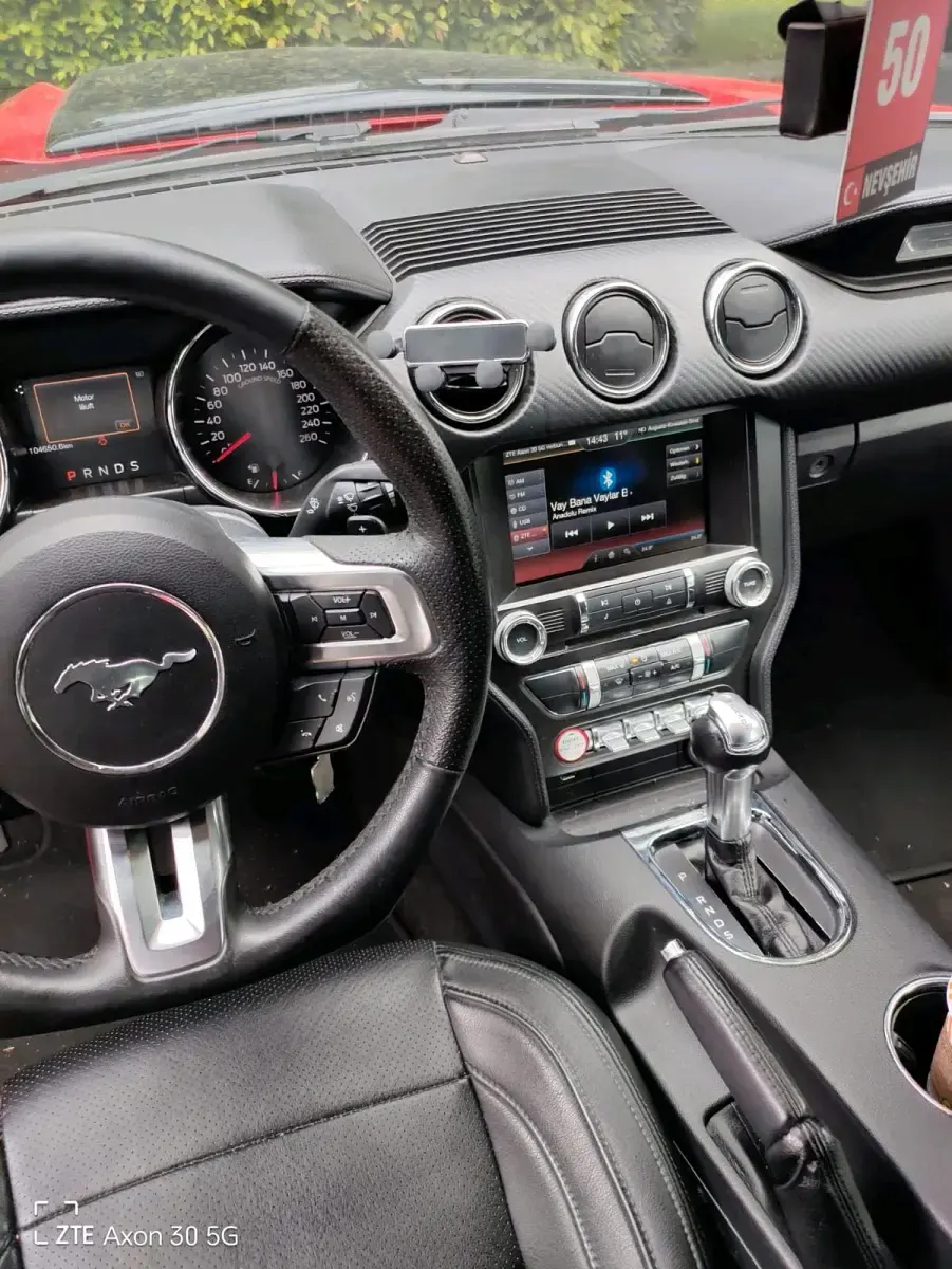 Gebraucht Ford Mustang 309 PS (227 kW) 2016 Rot Cabrio